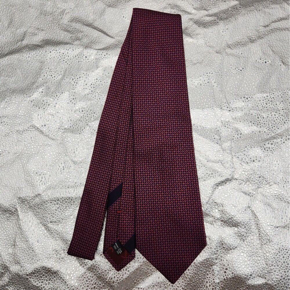 Tie Salvatore Ferragamo Burgundy Basket Weave 100% Silk Necktie Italy Vintage